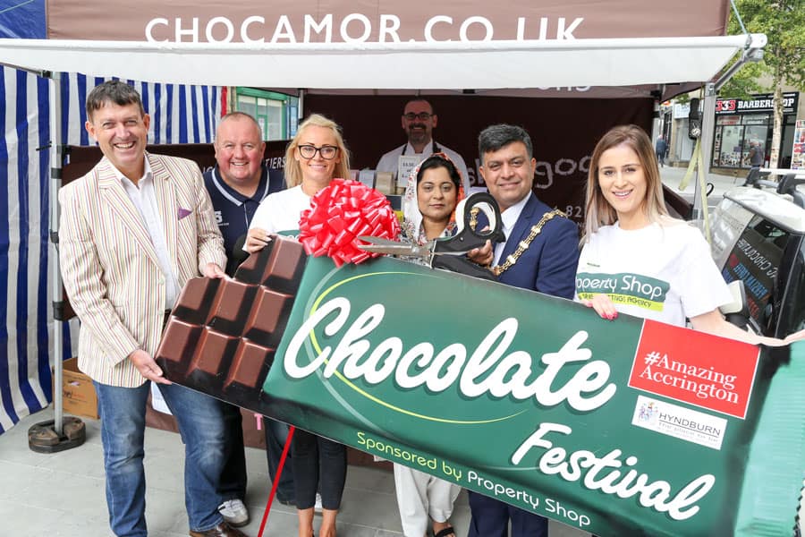 Thousands flock to #AmazingAccrington for Town Takeover!